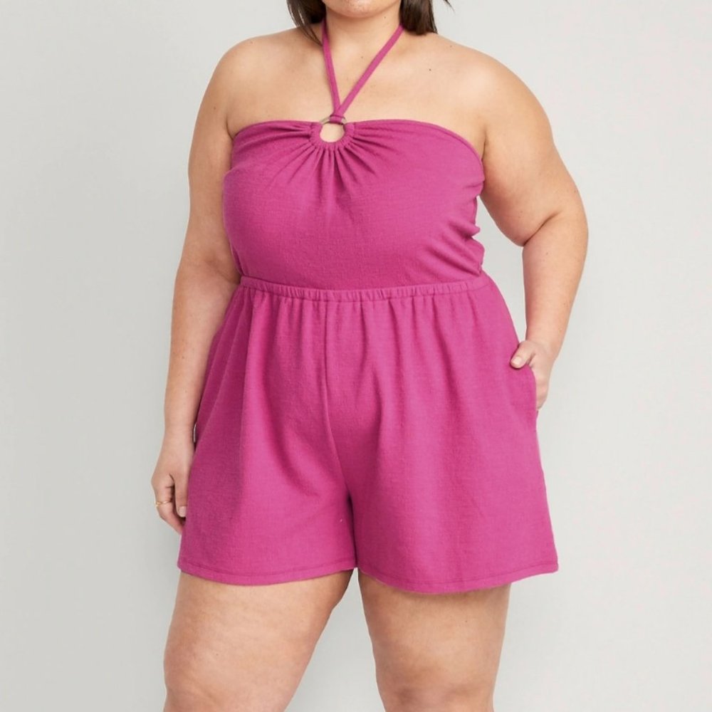 NWT Old Navy Pink Textured O-Ring Tie Neck Halter Romper 3.5" Inseam - Size 2X